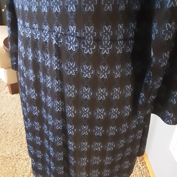 Patterned Tunic - Picture 4 of 5